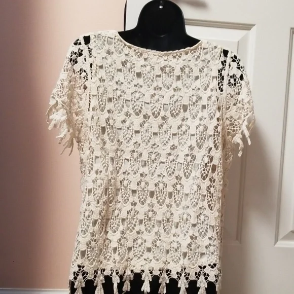 Miss Me Women's Lace Overlay Top - Picture 6 of 6
